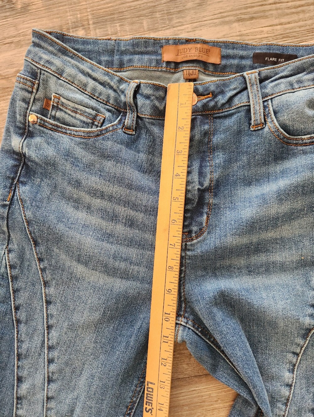 Judy Blue Golden Hour midrise flare jeans 11/30 - Picture 5 of 16
